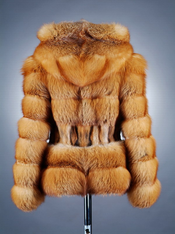 Комбинированные шубы из лисы