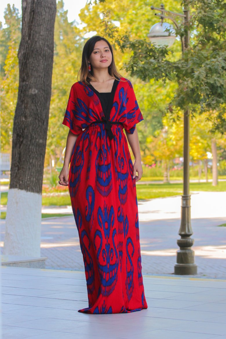 Атлас и адрас в Таджикистане мода
